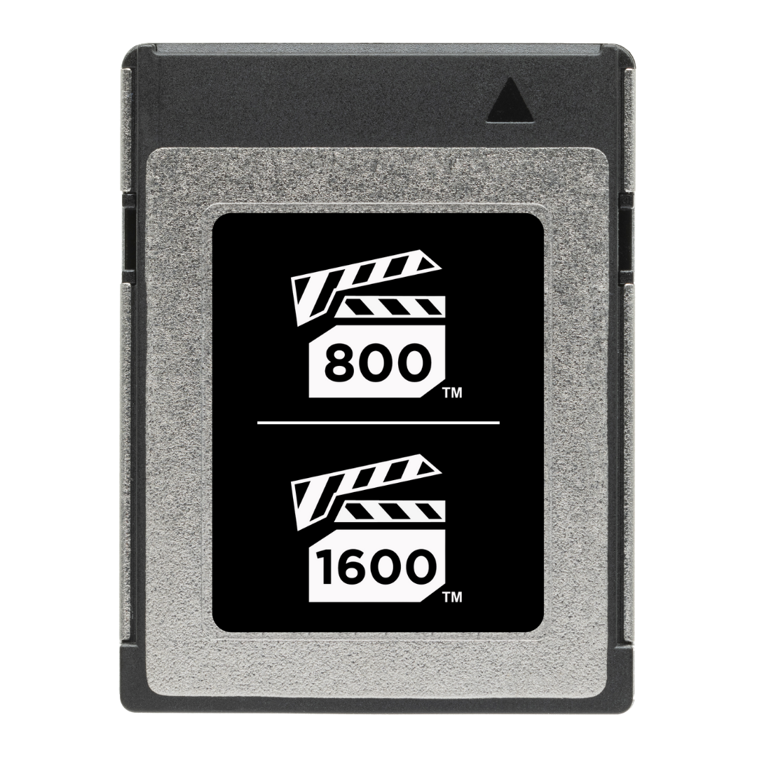 An unbranded CFexpress Type card with the VPG800 and VPG1600 logos.